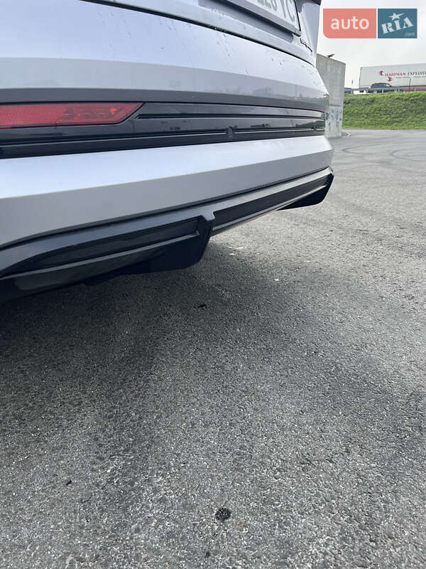 Позашляховик / Кросовер Audi e-tron 2022 в Львові фото 100 Позашляховик / Кросовер Audi e-tron 2022 в Львові