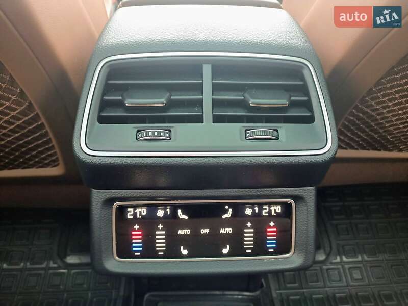 Позашляховик / Кросовер Audi e-tron 2022 в Львові