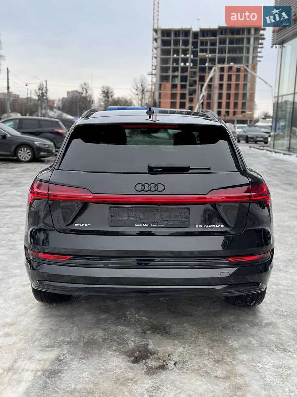 Позашляховик / Кросовер Audi e-tron 2022 в Києві фото 12 Позашляховик / Кросовер Audi e-tron 2022 в Києві