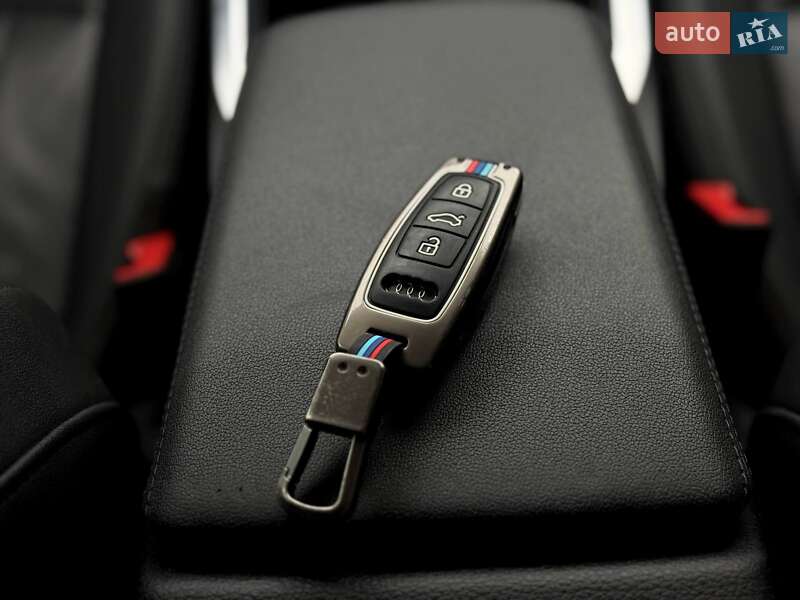 Позашляховик / Кросовер Audi e-tron 2020 в Рівному