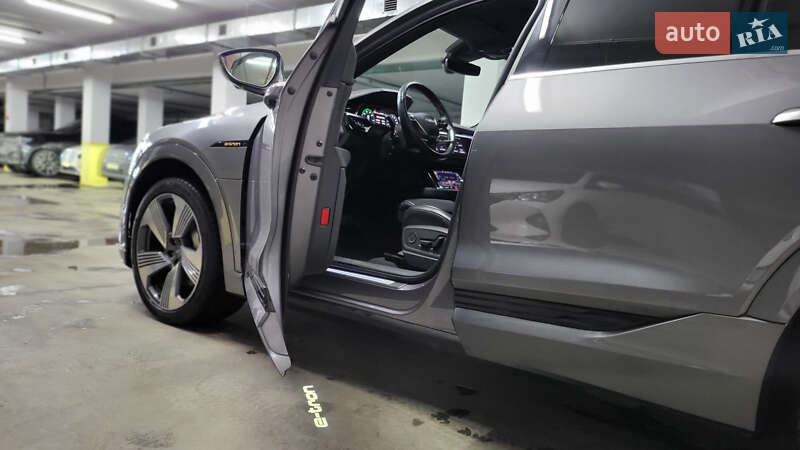 Внедорожник / Кроссовер Audi e-tron 2019 в Киеве