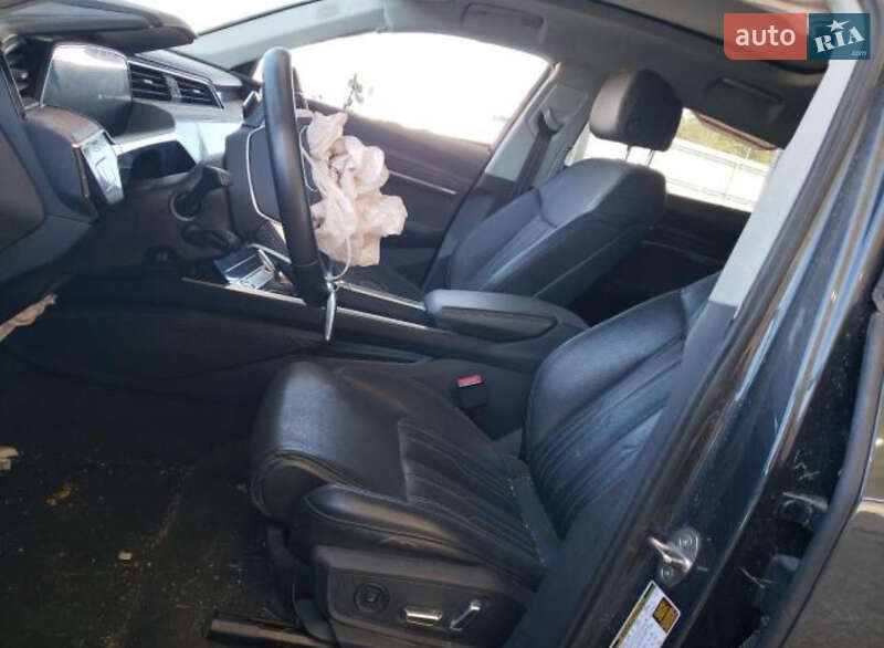 Позашляховик / Кросовер Audi e-tron 2019 в Львові фото 3 Позашляховик / Кросовер Audi e-tron 2019 в Львові