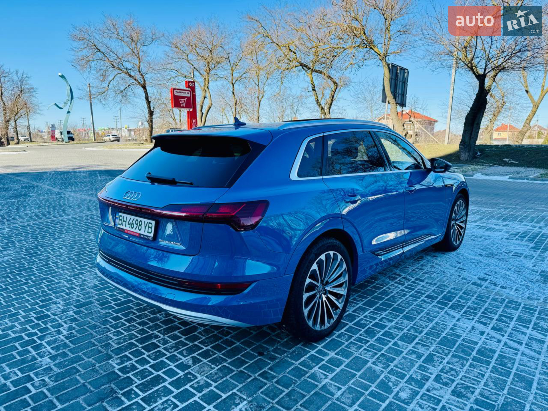 2019 Audi e-tron - мініатюра 7