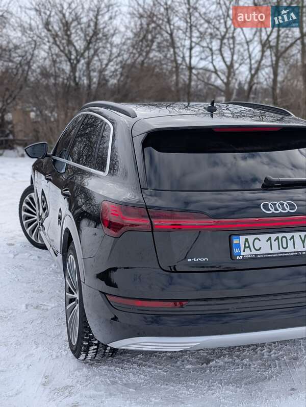 Внедорожник / Кроссовер Audi e-tron 2020 в Нововолынске