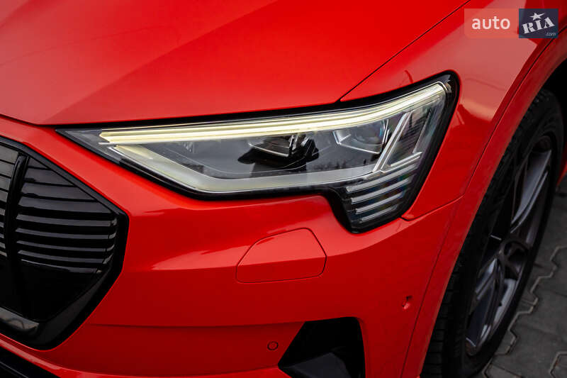 Внедорожник / Кроссовер Audi e-tron 2021 в Луцке