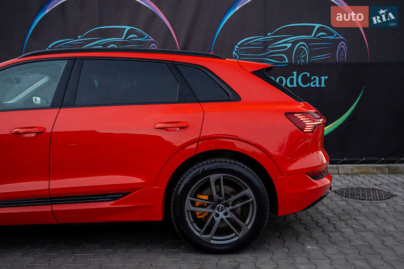 Внедорожник / Кроссовер Audi e-tron 2021 в Луцке