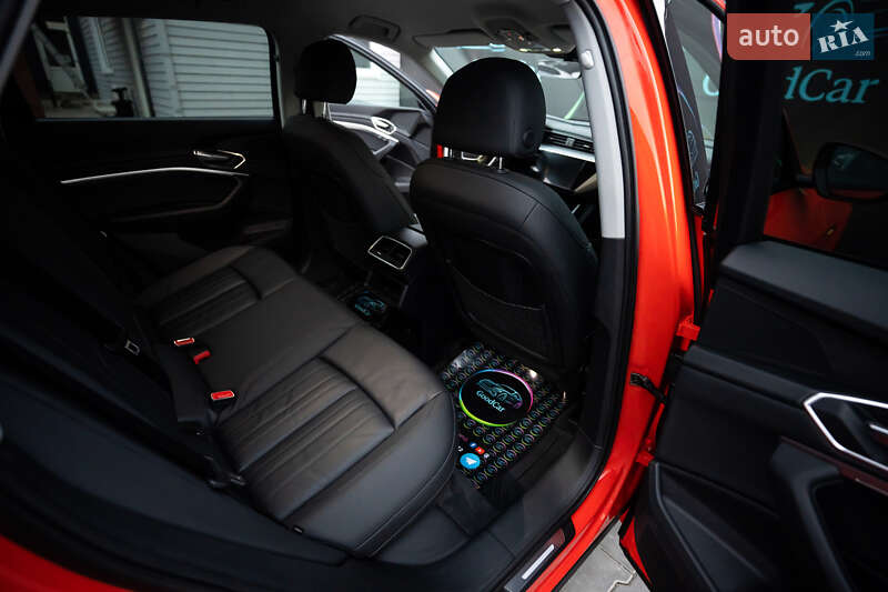 Внедорожник / Кроссовер Audi e-tron 2021 в Луцке