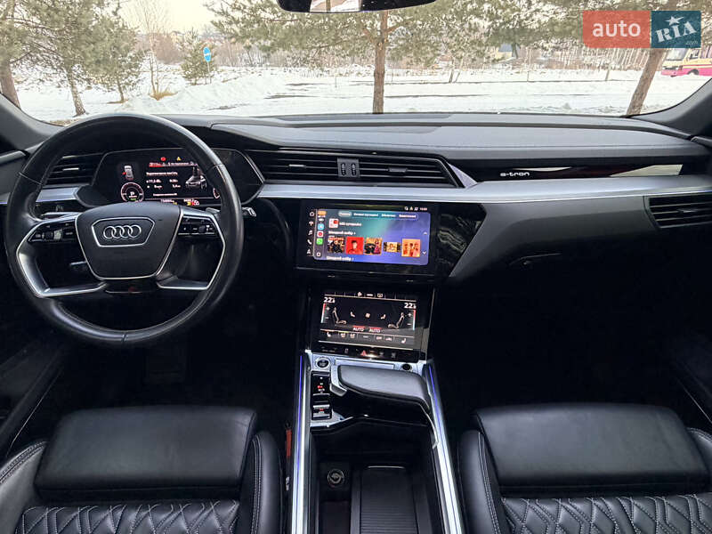 Внедорожник / Кроссовер Audi e-tron 2020 в Дрогобыче фото 31 Внедорожник / Кроссовер Audi e-tron 2020 в Дрогобыче