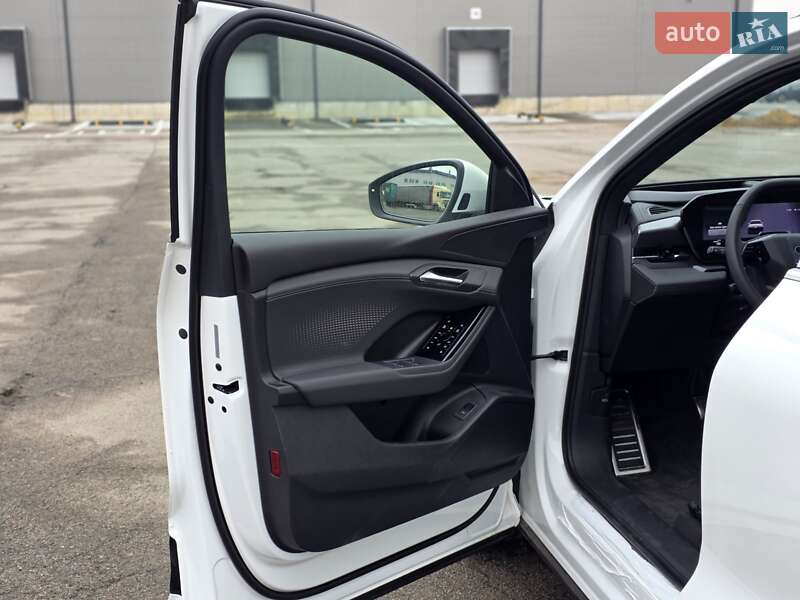 Внедорожник / Кроссовер Audi e-tron 2025 в Киеве фото 19 Внедорожник / Кроссовер Audi e-tron 2025 в Киеве