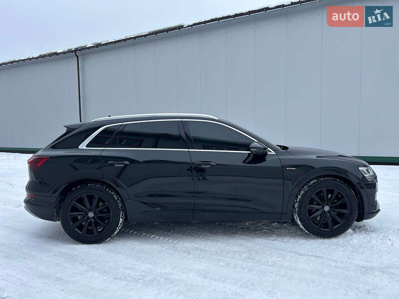 Позашляховик / Кросовер Audi e-tron 2020 в Вінниці фото 4 Позашляховик / Кросовер Audi e-tron 2020 в Вінниці
