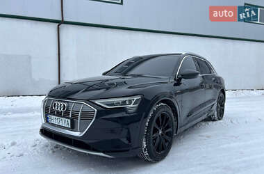 Позашляховик / Кросовер Audi e-tron 2020 в Вінниці