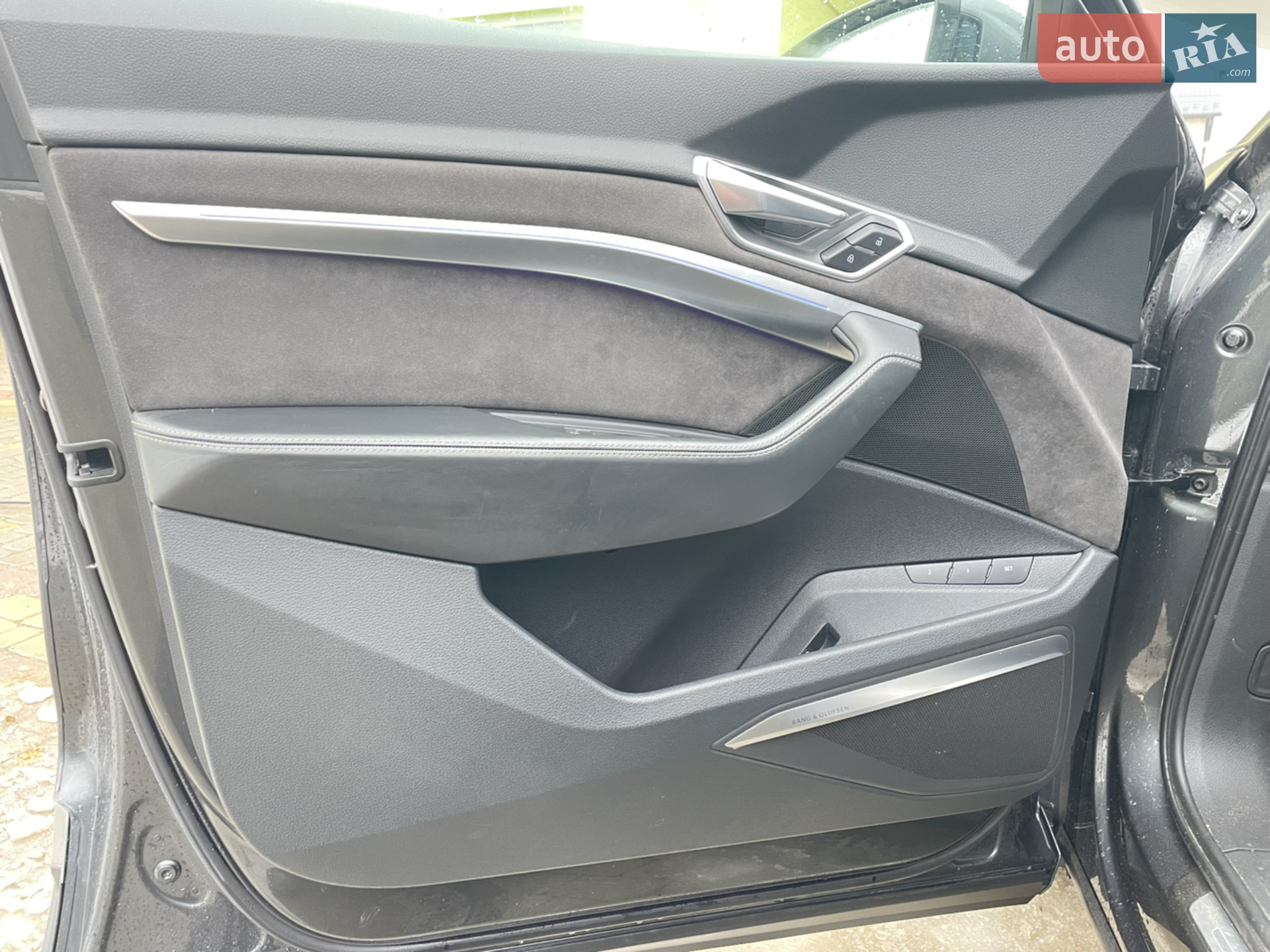 2019 Audi e-tron - мініатюра 18