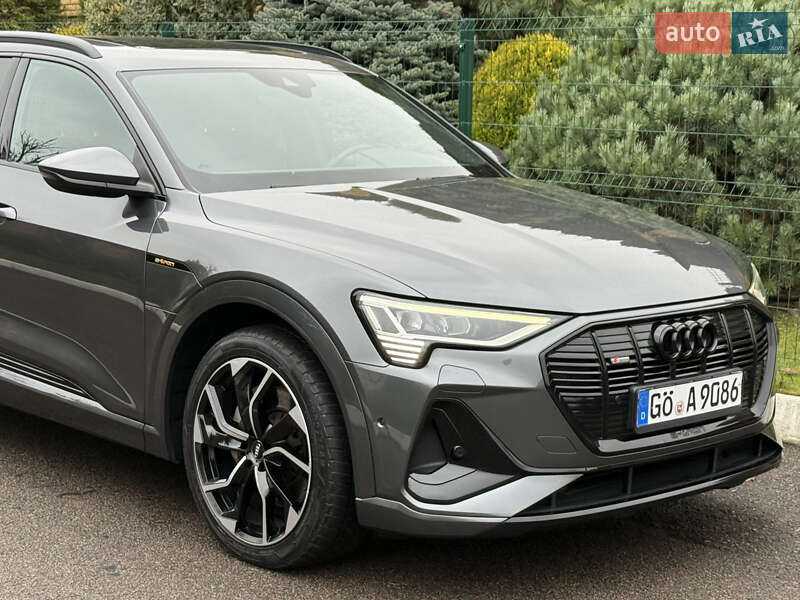 Позашляховик / Кросовер Audi e-tron 2021 в Рівному фото 41 Позашляховик / Кросовер Audi e-tron 2021 в Рівному