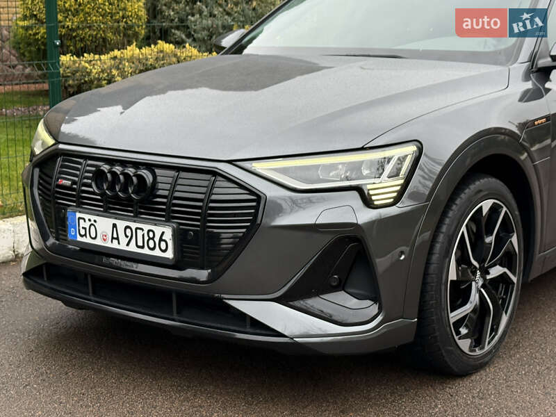 Позашляховик / Кросовер Audi e-tron 2021 в Рівному фото 47 Позашляховик / Кросовер Audi e-tron 2021 в Рівному