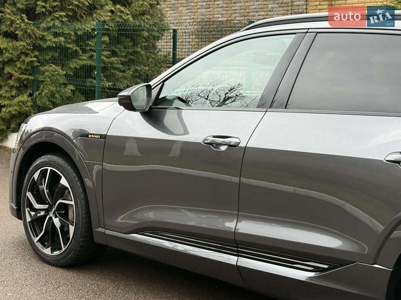 Позашляховик / Кросовер Audi e-tron 2021 в Рівному фото 57 Позашляховик / Кросовер Audi e-tron 2021 в Рівному