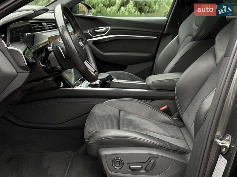 Позашляховик / Кросовер Audi e-tron 2021 в Рівному фото 68 Позашляховик / Кросовер Audi e-tron 2021 в Рівному