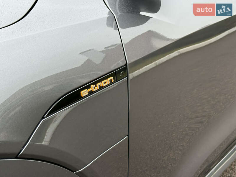 Позашляховик / Кросовер Audi e-tron 2021 в Рівному фото 124 Позашляховик / Кросовер Audi e-tron 2021 в Рівному