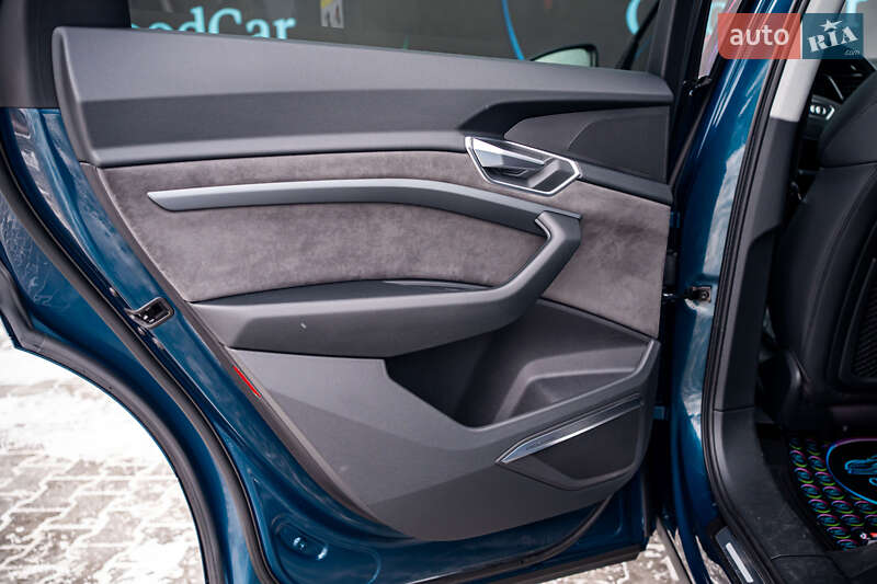 Позашляховик / Кросовер Audi e-tron 2021 в Луцьку фото 62 Позашляховик / Кросовер Audi e-tron 2021 в Луцьку