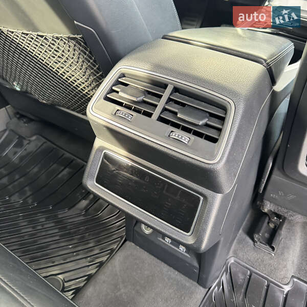 Внедорожник / Кроссовер Audi e-tron 2019 в Львове