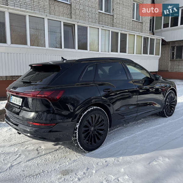 Внедорожник / Кроссовер Audi e-tron 2019 в Львове