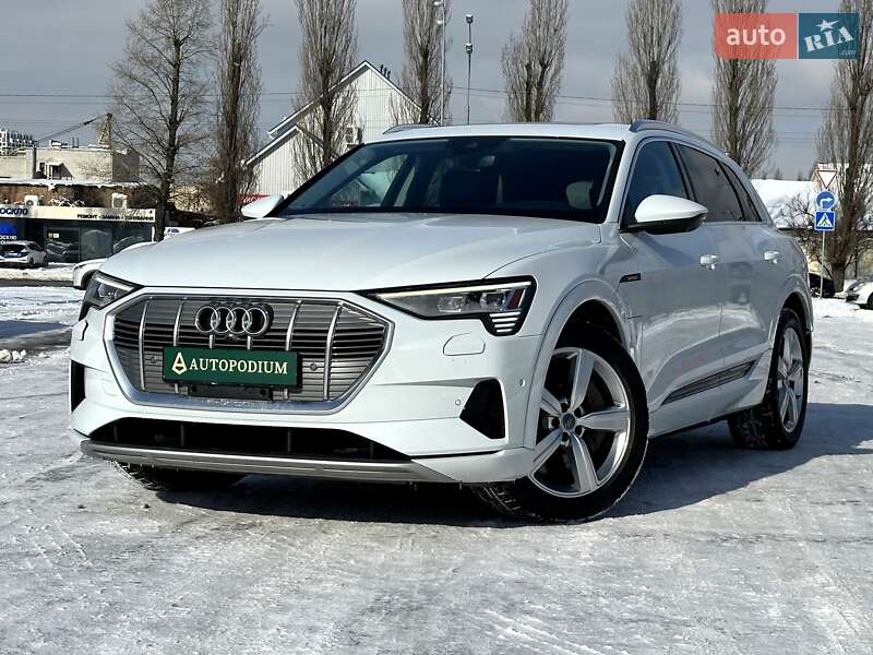 Позашляховик / Кросовер Audi e-tron 2019 в Києві