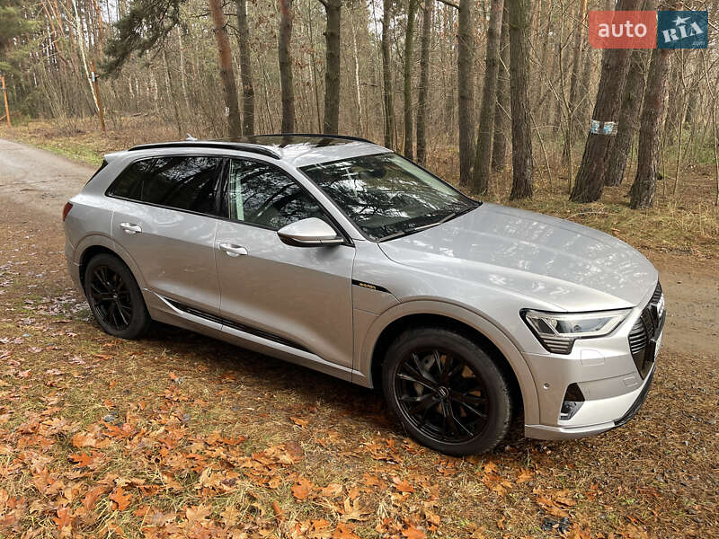 Позашляховик / Кросовер Audi e-tron 2020 в Львові фото 5 Позашляховик / Кросовер Audi e-tron 2020 в Львові