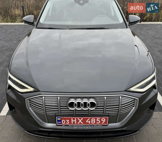 Внедорожник / Кроссовер Audi e-tron 2020 в Киеве