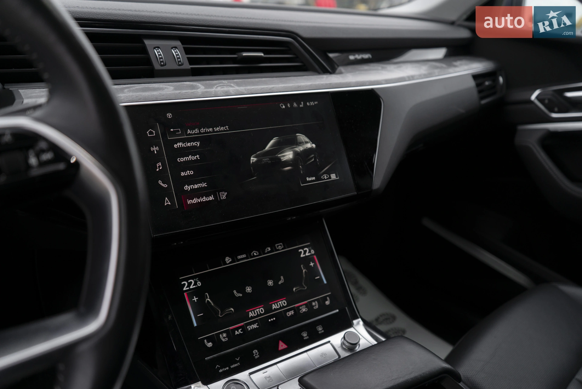 2020 Audi e-tron - мініатюра 16
