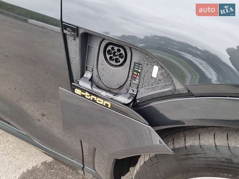 Внедорожник / Кроссовер Audi e-tron 2020 в Коломые
