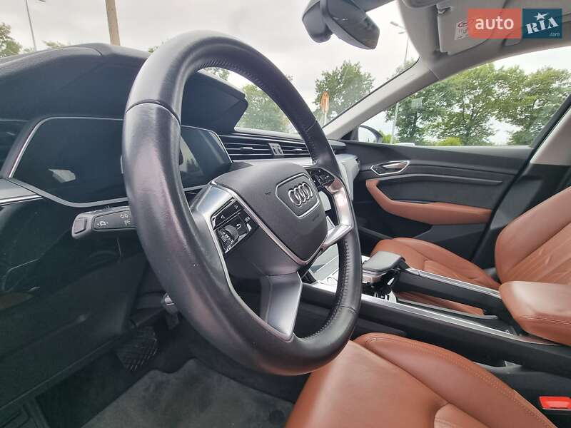 Внедорожник / Кроссовер Audi e-tron 2020 в Коломые