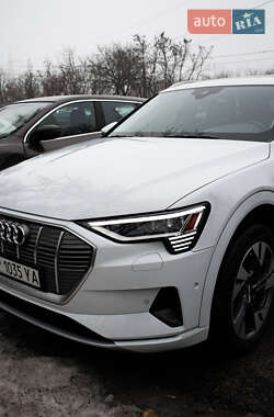 Внедорожник / Кроссовер Audi e-tron 2019 в Запорожье