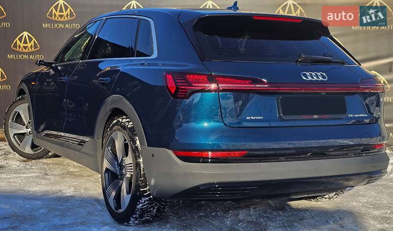 Внедорожник / Кроссовер Audi e-tron 2021 в Киеве фото 8 Внедорожник / Кроссовер Audi e-tron 2021 в Киеве