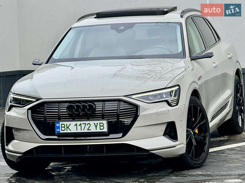 Внедорожник / Кроссовер Audi e-tron 2018 в Ровно фото 13 Внедорожник / Кроссовер Audi e-tron 2018 в Ровно