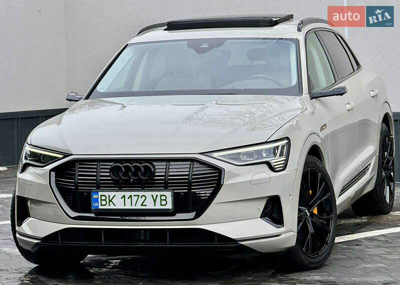 Внедорожник / Кроссовер Audi e-tron 2018 в Ровно фото 16 Внедорожник / Кроссовер Audi e-tron 2018 в Ровно