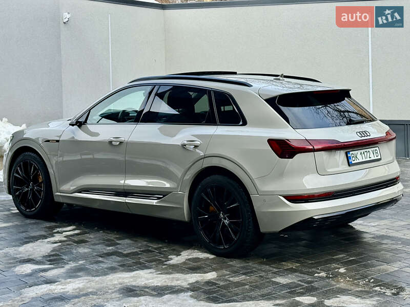 Внедорожник / Кроссовер Audi e-tron 2018 в Ровно фото 47 Внедорожник / Кроссовер Audi e-tron 2018 в Ровно