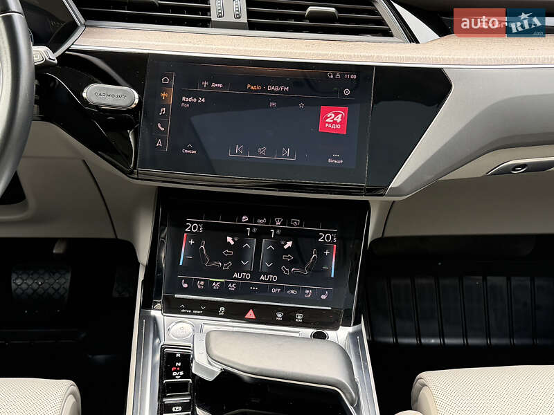 Внедорожник / Кроссовер Audi e-tron 2018 в Ровно фото 62 Внедорожник / Кроссовер Audi e-tron 2018 в Ровно