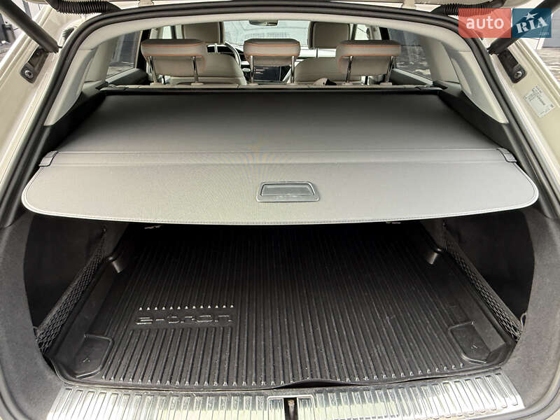 Внедорожник / Кроссовер Audi e-tron 2018 в Ровно фото 101 Внедорожник / Кроссовер Audi e-tron 2018 в Ровно