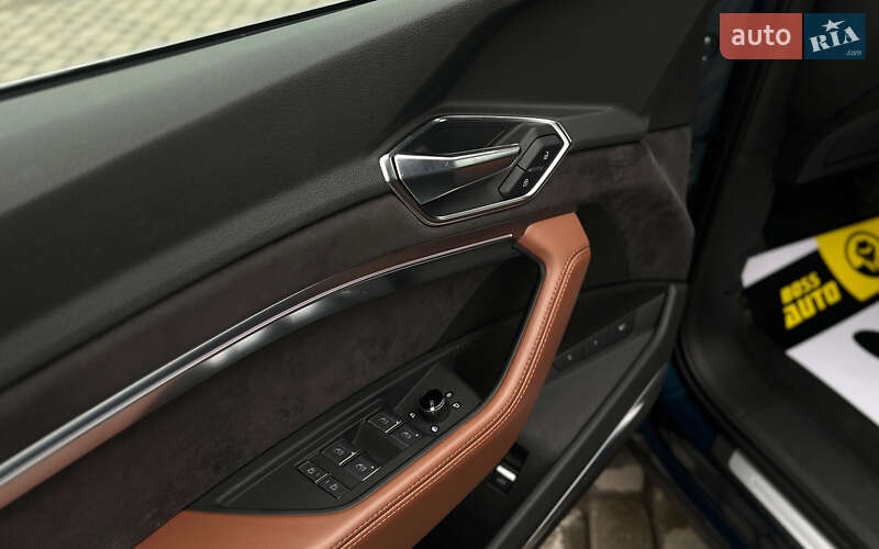 Внедорожник / Кроссовер Audi e-tron 2019 в Мукачево