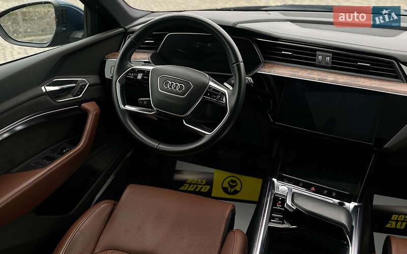 Внедорожник / Кроссовер Audi e-tron 2019 в Мукачево