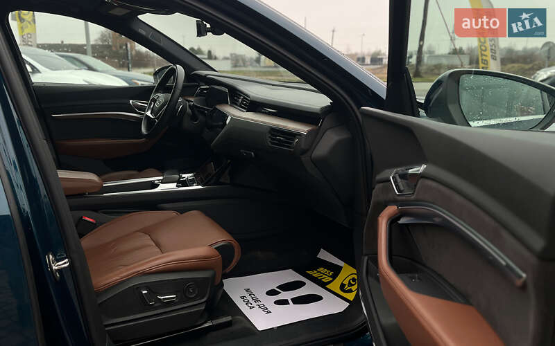 Внедорожник / Кроссовер Audi e-tron 2019 в Мукачево