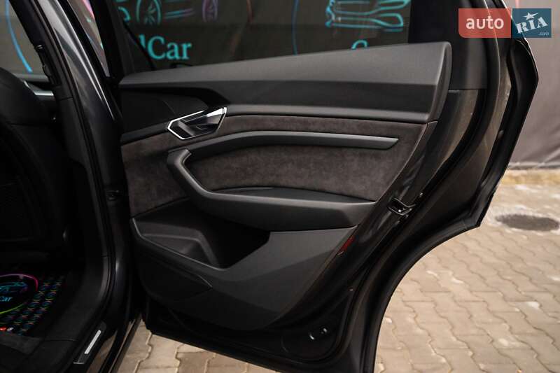 Внедорожник / Кроссовер Audi e-tron 2020 в Луцке фото 63 Внедорожник / Кроссовер Audi e-tron 2020 в Луцке