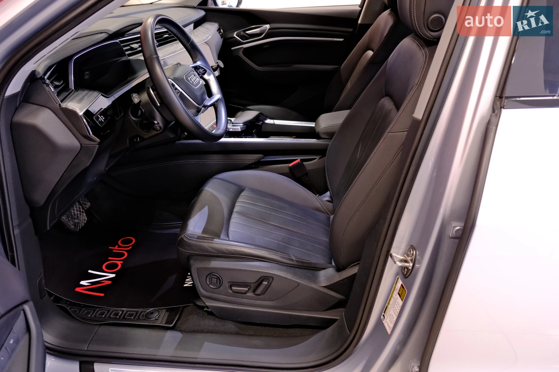 2022 Audi e-tron - мініатюра 28