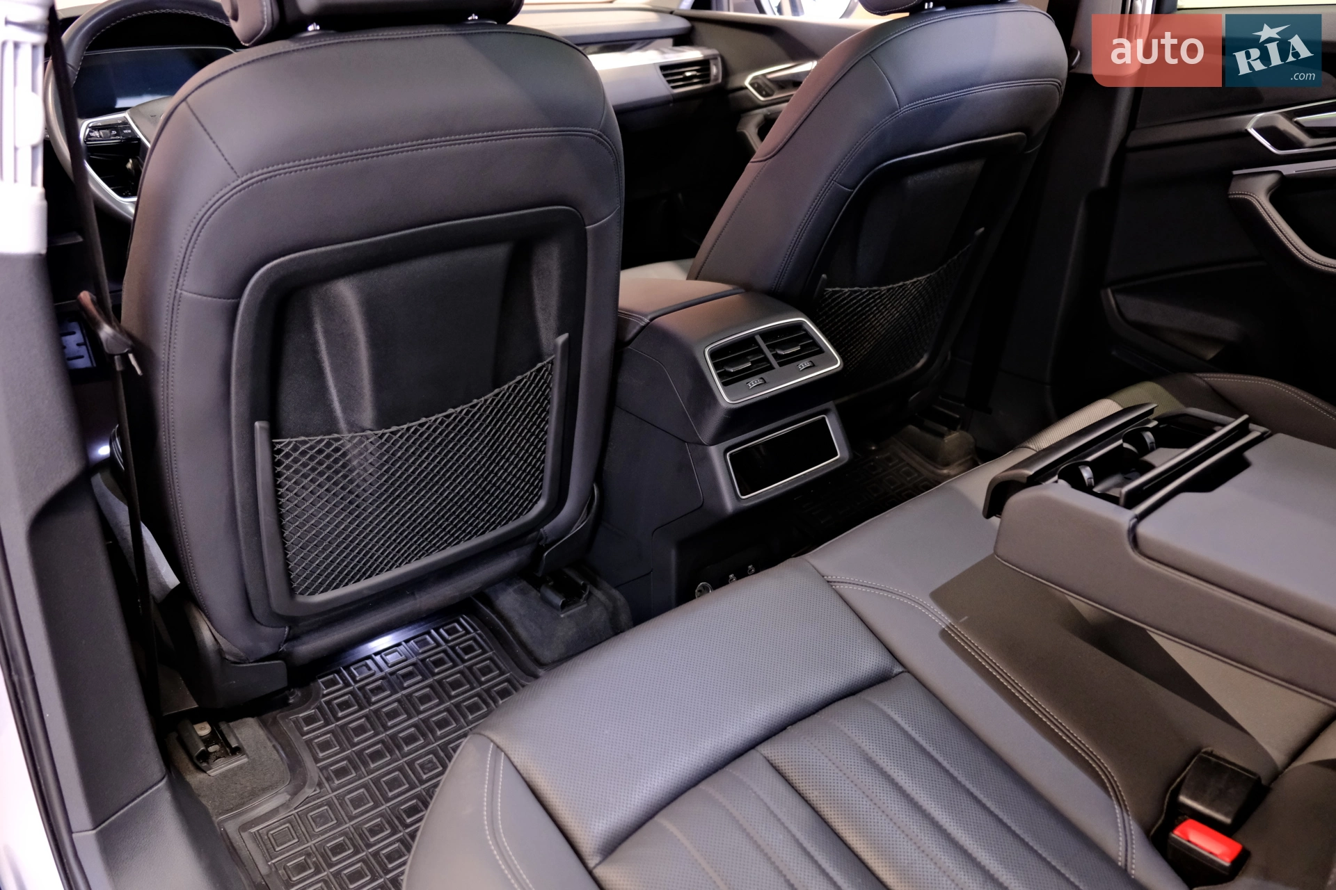 2022 Audi e-tron - мініатюра 33