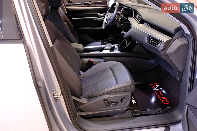 Внедорожник / Кроссовер Audi e-tron 2022 в Одессе