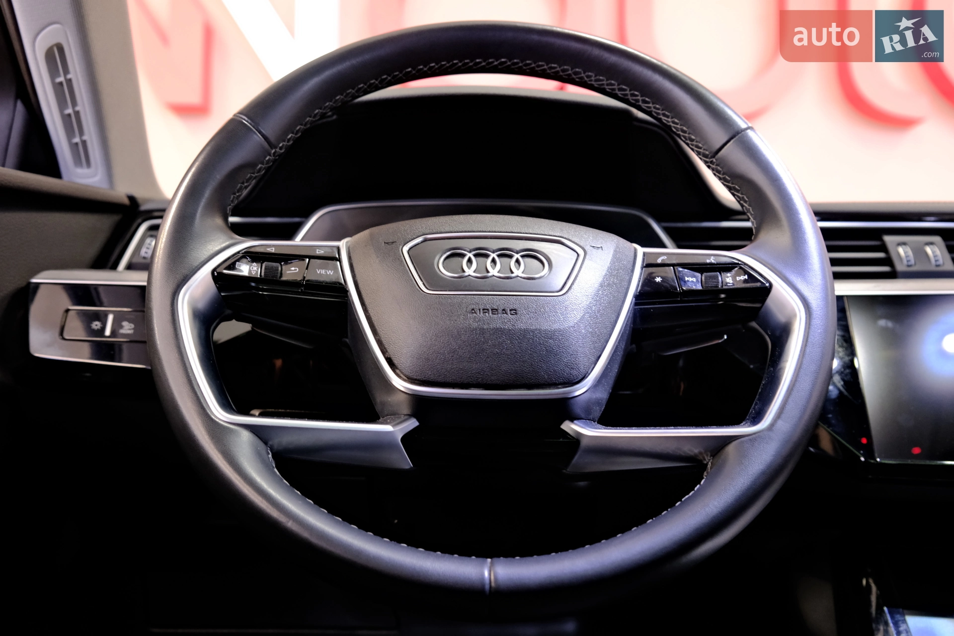 2022 Audi e-tron - мініатюра 46