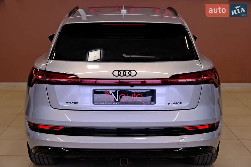 Внедорожник / Кроссовер Audi e-tron 2022 в Одессе