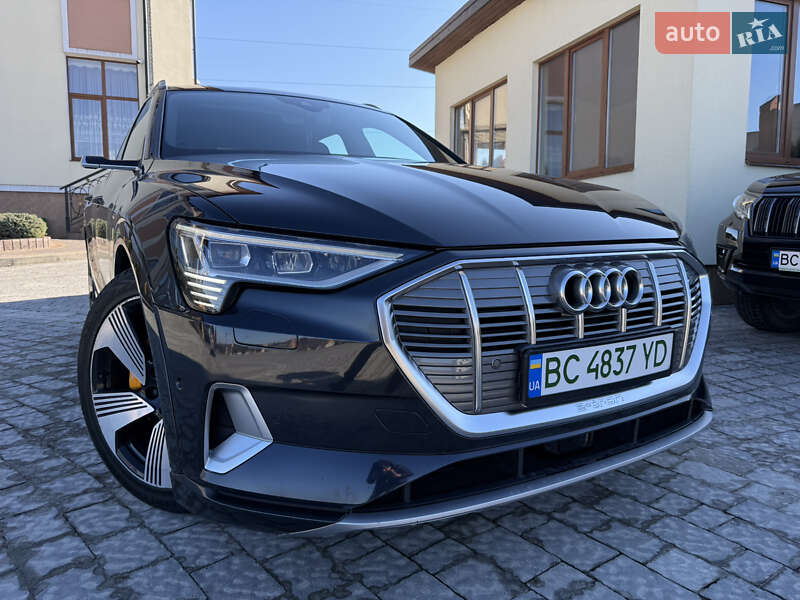 Позашляховик / Кросовер Audi e-tron 2018 в Трускавці фото 7 Позашляховик / Кросовер Audi e-tron 2018 в Трускавці