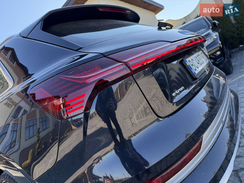 Позашляховик / Кросовер Audi e-tron 2018 в Трускавці фото 37 Позашляховик / Кросовер Audi e-tron 2018 в Трускавці