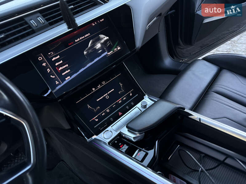 Позашляховик / Кросовер Audi e-tron 2018 в Трускавці фото 63 Позашляховик / Кросовер Audi e-tron 2018 в Трускавці