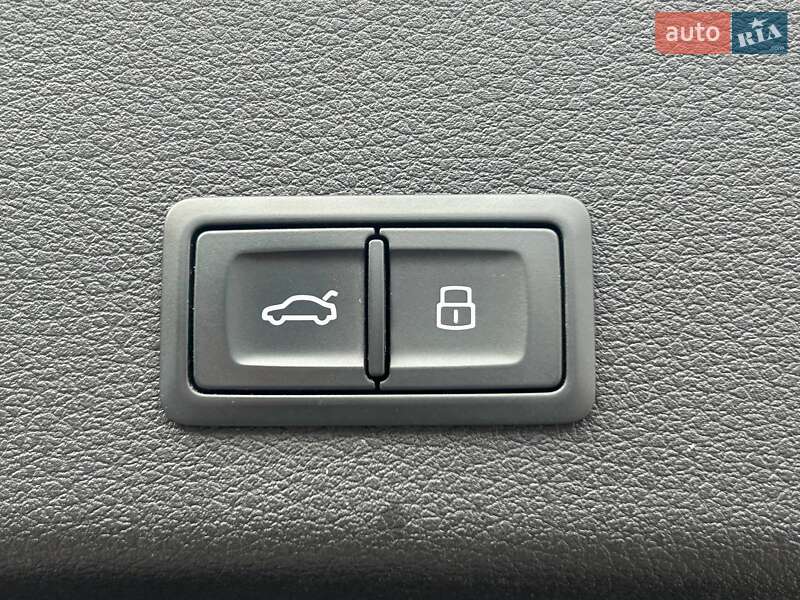 Позашляховик / Кросовер Audi e-tron 2020 в Одесі